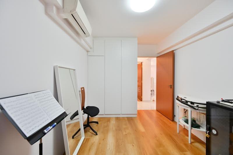 442A Bukit Batok West Avenue 8, 442A Bukit Batok West Avenue 8, Dairy Farm / Bukit Panjang / Choa Chu Kang, 3 Bedrooms, 1,206 sqft, HDB Flat For Sale, by Nicole Chan, 500261656 - Common Bedroom - PropertyGuru.com.sg