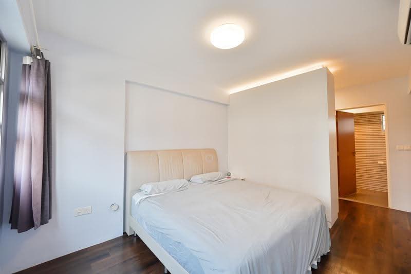 442A Bukit Batok West Avenue 8, 442A Bukit Batok West Avenue 8, Dairy Farm / Bukit Panjang / Choa Chu Kang, 3 Bedrooms, 1,206 sqft, HDB Flat For Sale, by Nicole Chan, 500261656 - Master Bedroom - PropertyGuru.com.sg