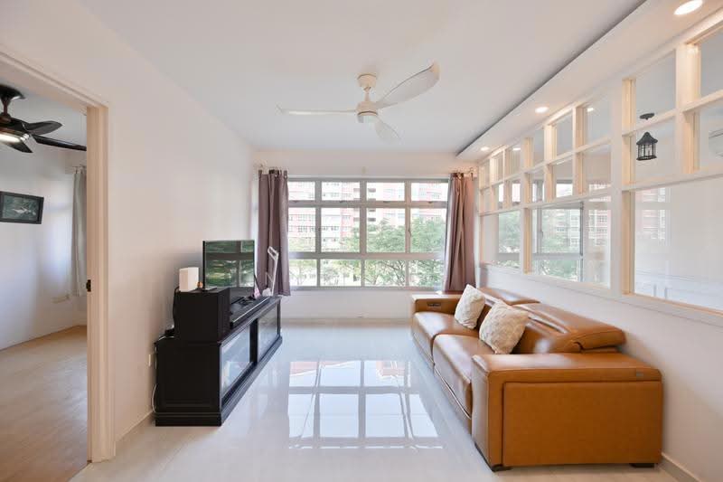 442A Bukit Batok West Avenue 8, 442A Bukit Batok West Avenue 8, Dairy Farm / Bukit Panjang / Choa Chu Kang, 3 Bedrooms, 1,206 sqft, HDB Flat For Sale, by Nicole Chan, 500261656 - Living Room - PropertyGuru.com.sg