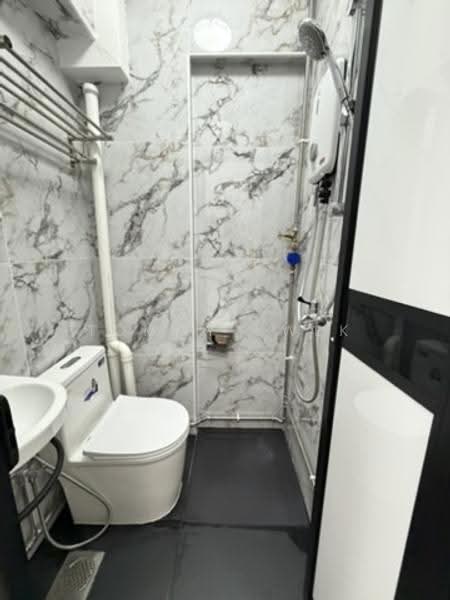 344 Jurong East Street 31, 344 Jurong East Street 31, Boon Lay / Jurong / Tuas, Studio, 200 sqft, HDB Flat For Rent, by Tommy Kwek, 500261692 - Bathroom - PropertyGuru.com.sg