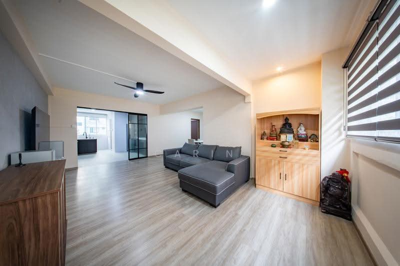873 Tampines Street 84, 873 Tampines Street 84, Pasir Ris / Tampines, 4 Bedrooms, 1,302 sqft, HDB Flat For Sale, by Carin Pay, 500261697 - Living Room - PropertyGuru.com.sg
