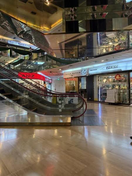 Golden Landmark, 390 Victoria Street, Beach Road / Bugis / Rochor, 570 sqft, Other Retail For Sale, by Jean Lim, 500261702 - Interior - CommercialGuru.com.sg