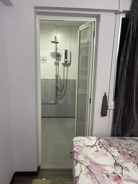 177 Bukit Batok West Avenue 8, 177 Bukit Batok West Avenue 8, Dairy Farm / Bukit Panjang / Choa Chu Kang, 2 Bedrooms, 720 sqft, HDB Flat For Rent, by Abu ., 500261710 - Bathroom - PropertyGuru.com.sg