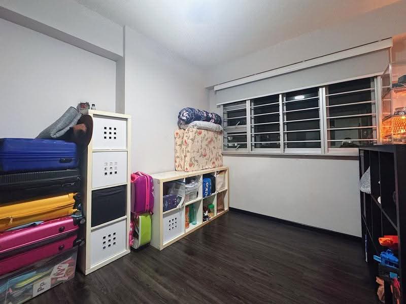 183C Woodlands Street 13, 183C Woodlands Street 13, Admiralty / Woodlands, 3 Bedrooms, 1,216 sqft, HDB Flat For Sale, by Gerri Teo 张蕙荧, 500261714 - Common Bedroom 1 - PropertyGuru.com.sg