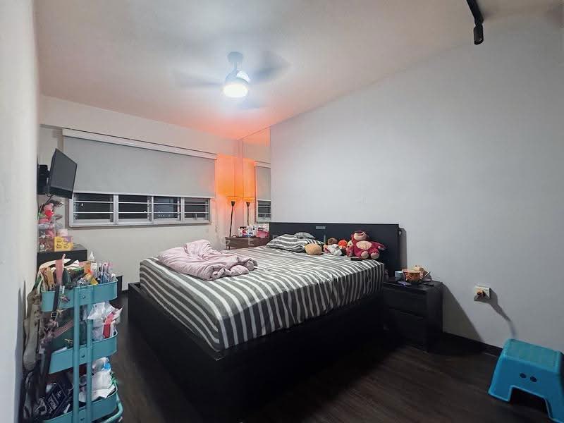 183C Woodlands Street 13, 183C Woodlands Street 13, Admiralty / Woodlands, 3 Bedrooms, 1,216 sqft, HDB Flat For Sale, by Gerri Teo 张蕙荧, 500261714 - Master Bedroom - PropertyGuru.com.sg