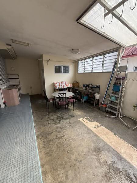 Sembawang Springs Estate, Jalan Salang, Sembawang / Yishun, 6 Bedrooms, 3,000 sqft, Terraced House For Sale, by Alvin Lim, 500261717 - Kitchen - PropertyGuru.com.sg