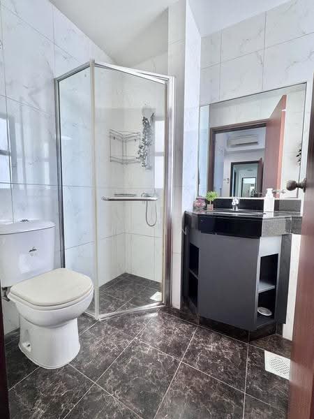 Bishan Loft, 33 Bishan Street 11, Ang Mo Kio / Bishan / Thomson, Room Rental, 250 sqft, Condominium For Rent, by punkin, 500261722 - Bathroom - PropertyGuru.com.sg