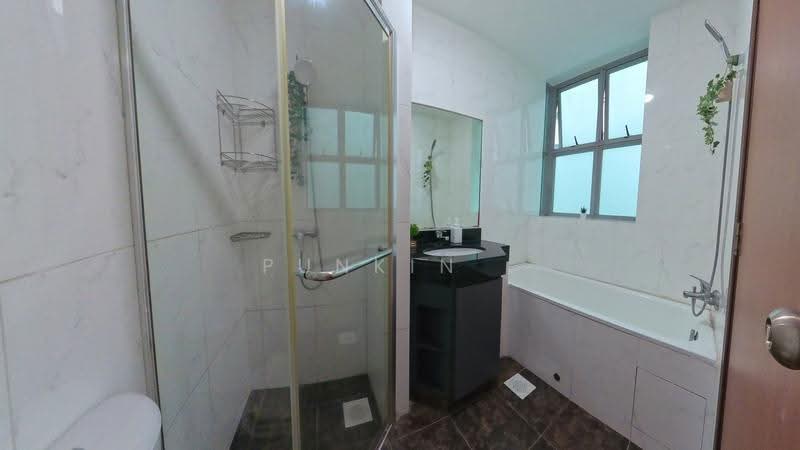 Bishan Loft, 33 Bishan Street 11, Ang Mo Kio / Bishan / Thomson, Room Rental, 250 sqft, Condominium For Rent, by punkin, 500261722 - Bathroom - PropertyGuru.com.sg