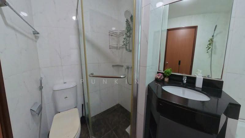 Bishan Loft, 33 Bishan Street 11, Ang Mo Kio / Bishan / Thomson, Room Rental, 250 sqft, Condominium For Rent, by punkin, 500261722 - Bathroom - PropertyGuru.com.sg