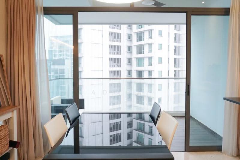 Rochelle At Newton, 188 Keng Lee Road, Newton / Novena, 2 Bedrooms, 1,012 sqft, Condominium For Sale, by Adora Valerie Tay, 500261723 - PropertyGuru.com.sg