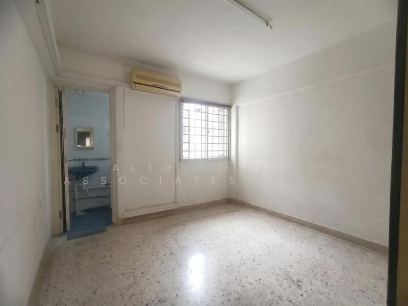 427 Clementi Avenue 3, 427 Clementi Avenue 3, Buona Vista / West Coast / Clementi New Town, 2 Bedrooms, 721 sqft, HDB Flat For Sale, by JOE ANG, 500261729 - Interior - PropertyGuru.com.sg