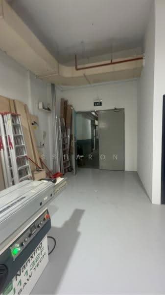 Eunos Warehouse Complex, 1 1, Eunos / Geylang / Paya Lebar, 1,000 sqft, Factory / Workshop (B2) For Rent, by Ssharon Loh, 500261732 - CommercialGuru.com.sg