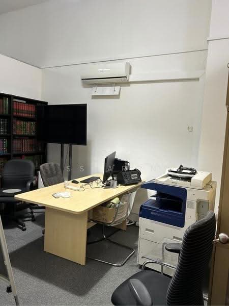 UB Point, 61 61, Eunos / Geylang / Paya Lebar, 1,260 sqft, Light Industrial (B1) For Rent, by Ssharon Loh, 500261734 - CommercialGuru.com.sg