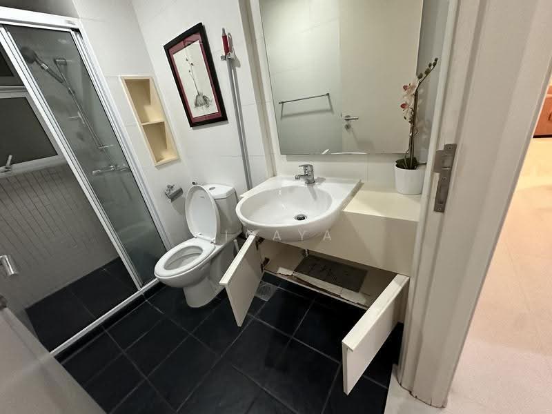 The Esparis, 7 Pasir Ris Drive 4, Pasir Ris / Tampines, 3 Bedrooms, 1,258 sqft, Condominium For Sale, by Ligaya Gay Dela Cerna, 500261752 - Bathroom - PropertyGuru.com.sg