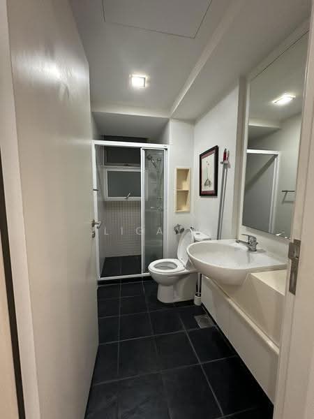The Esparis, 7 Pasir Ris Drive 4, Pasir Ris / Tampines, 3 Bedrooms, 1,258 sqft, Condominium For Sale, by Ligaya Gay Dela Cerna, 500261752 - Bathroom - PropertyGuru.com.sg