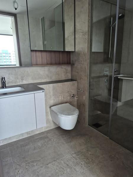 Norwood Grand, Admiralty / Woodlands, 2 Bedrooms, 624 sqft, Condominium For Rent, by Janice Heng, 500261771 - Bathroom - PropertyGuru.com.sg