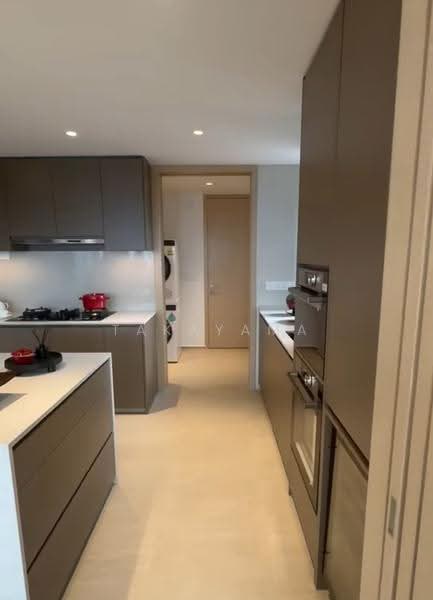 Pinetree Hill, 36 Pine Grove, Clementi Park / Upper Bukit Timah, 5 Bedrooms, 2,874 sqft, Condominium For Sale, by Takayama Kiyonori, 500261779 - Kitchen - PropertyGuru.com.sg