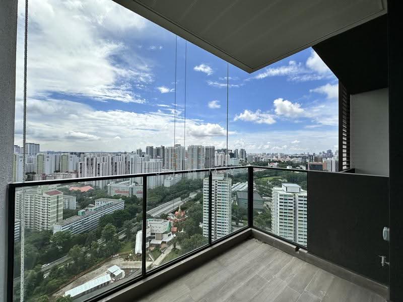 Avenue South Residence, 11 Silat Avenue, Alexandra / Commonwealth, 1 Bedroom, 527 sqft, Condominium For Sale, by Jimmy Poh, 500261785 - Balcony - PropertyGuru.com.sg
