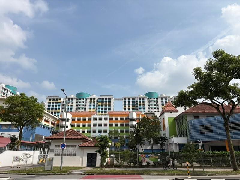 Sol Acres, 8 Choa Chu Kang Grove, Dairy Farm / Bukit Panjang / Choa Chu Kang, 2 Bedrooms, 570 sqft, Condominium For Sale, by Roger Ong, 500261821 - PropertyGuru.com.sg