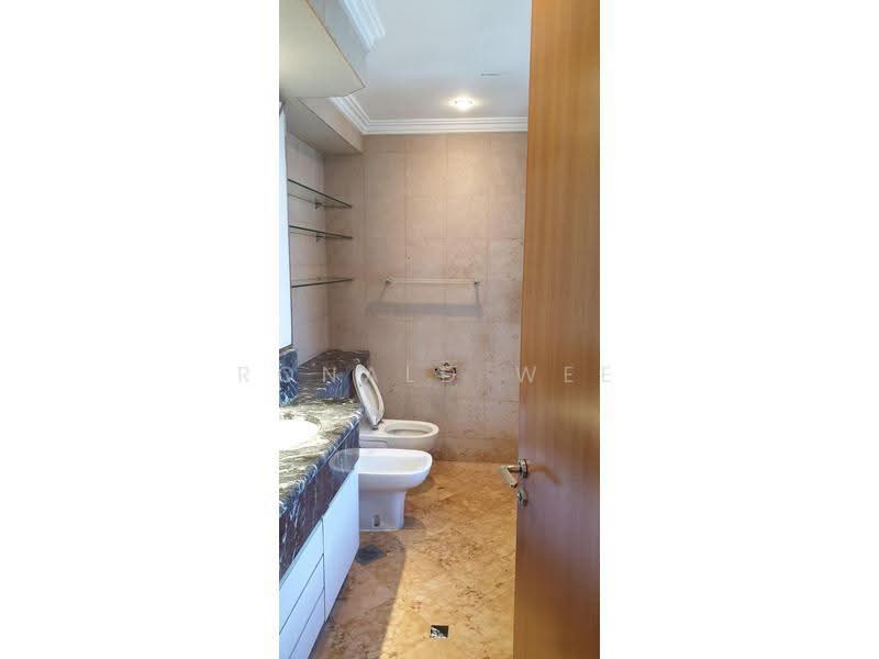 Four Seasons Park, 8 Cuscaden Walk, Tanglin / Holland / Bukit Timah, 4 Bedrooms, 2,874 sqft, Condominium For Rent, by RONALD, 500261828 - Bathroom - PropertyGuru.com.sg