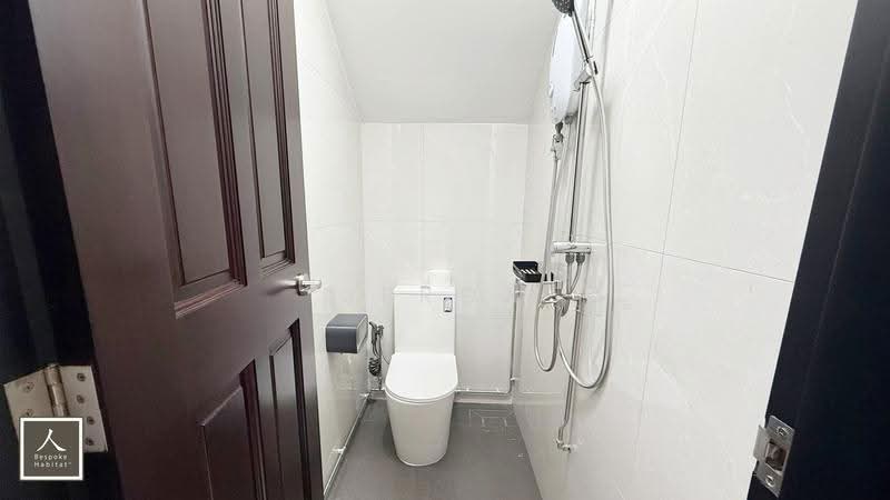 Westville, 12 Westwood Terrace, Boon Lay / Jurong / Tuas, Studio, 250 sqft, Terraced House For Rent, by Jeron Lee, 500261832 - Bathroom - PropertyGuru.com.sg