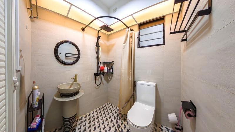58 Havelock Road, 58 Havelock Road, Alexandra / Commonwealth, 3 Bedrooms, 958 sqft, HDB Flat For Sale, by Navind Raj, 500261847 - Bathroom - PropertyGuru.com.sg