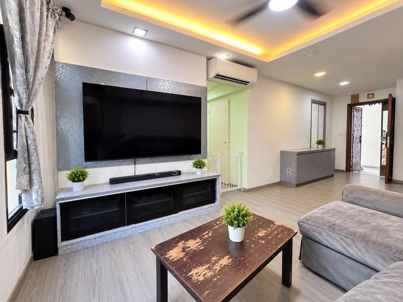 487 Segar Road, 487 Segar Road, Dairy Farm / Bukit Panjang / Choa Chu Kang, 3 Bedrooms, 990 sqft, HDB Flat For Sale, by GANESHKUMAR K, 500261852 - Living Room - PropertyGuru.com.sg