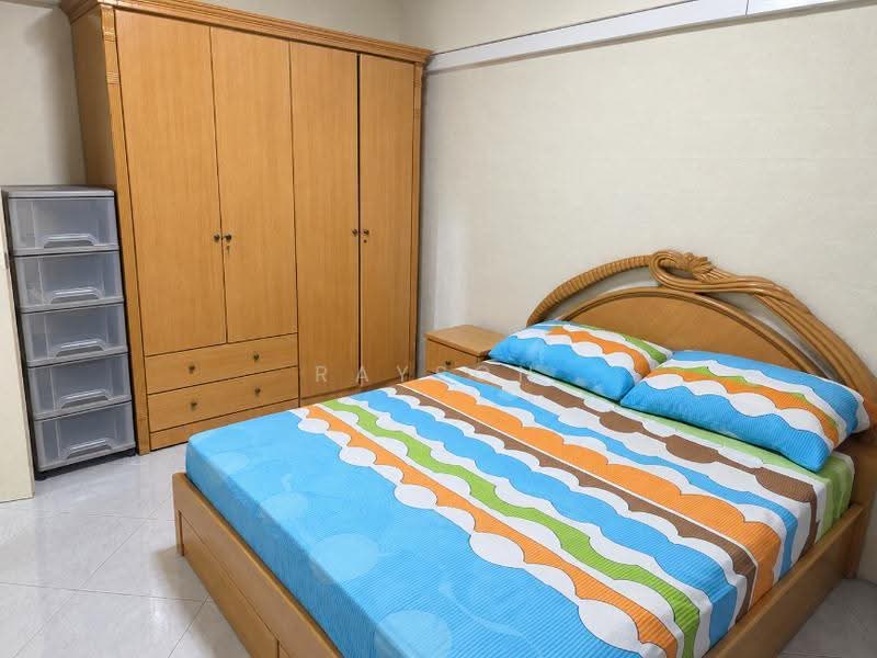 67 Kallang Bahru, 67 Kallang Bahru, Balestier / Toa Payoh, 2 Bedrooms, 700 sqft, HDB Flat For Sale, by Rayson Cheong, 500261871 - Bedroom - PropertyGuru.com.sg