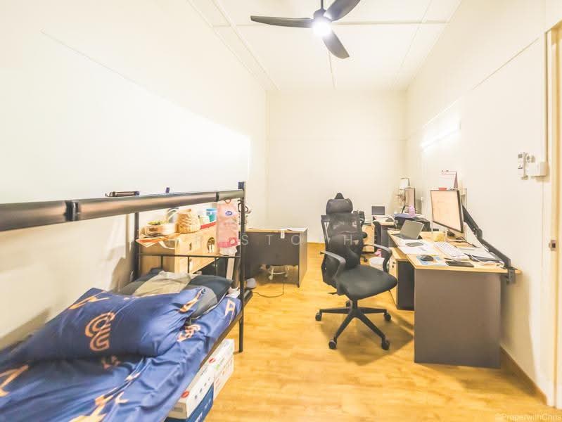 470 Sims Avenue, Sims Avenue, Eunos / Geylang / Paya Lebar, 4 Bedrooms, 4,000 sqft, Shophouse For Sale, by Christopher Silver, 500261872 - Study - PropertyGuru.com.sg