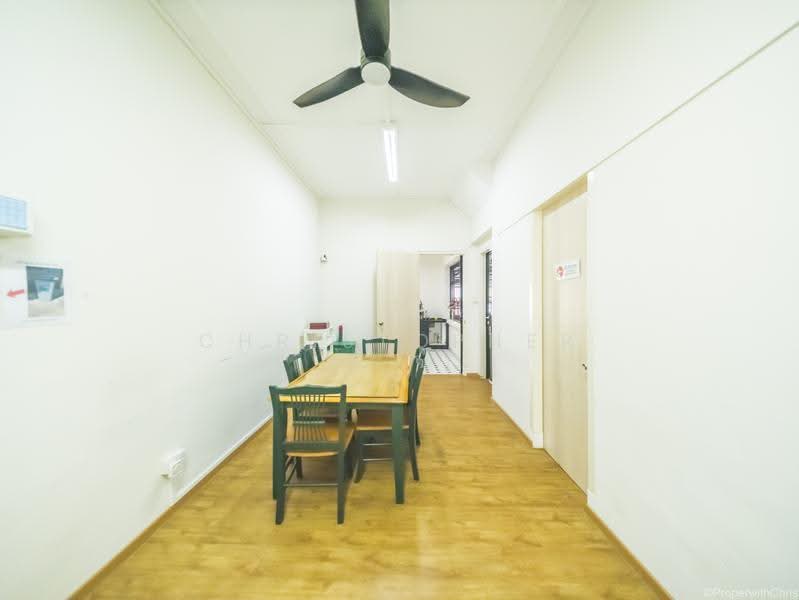 470 Sims Avenue, Sims Avenue, Eunos / Geylang / Paya Lebar, 4 Bedrooms, 4,000 sqft, Shophouse For Sale, by Christopher Silver, 500261872 - Corridor - PropertyGuru.com.sg