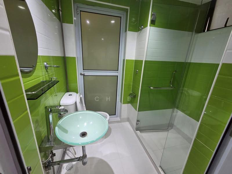 The Tanamera, 1 Tanah Merah Kechil Road, Bedok / Upper East Coast, Room Rental, 160 sqft, Condominium For Rent, by Chee Leong Yen, 500261875 - Attached Bathroom - PropertyGuru.com.sg