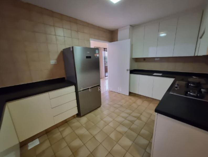 The Cairnhill, 4 Cairnhill Rise, Orchard / River Valley, 4 Bedrooms, 2,788 sqft, Condominium For Rent, by Jeron Lee, 500261876 - Kitchen - PropertyGuru.com.sg