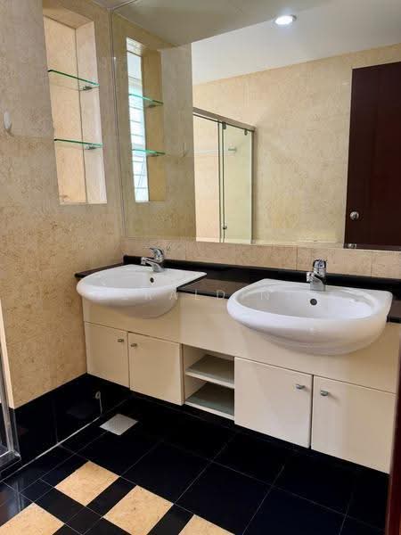 Rio Vista, 10 Upper Serangoon View, Hougang / Punggol / Sengkang, Room Rental, 100 sqft, Condominium For Rent, by Geraldine Foo, 500261880 - Bathroom - PropertyGuru.com.sg