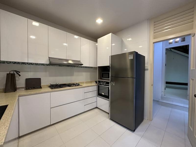 Townerville, 35 McNair Road, Balestier / Toa Payoh, 3 Bedrooms, 2,424 sqft, Conservation House For Rent, by Jeron Lee, 500261883 - Kitchen - PropertyGuru.com.sg