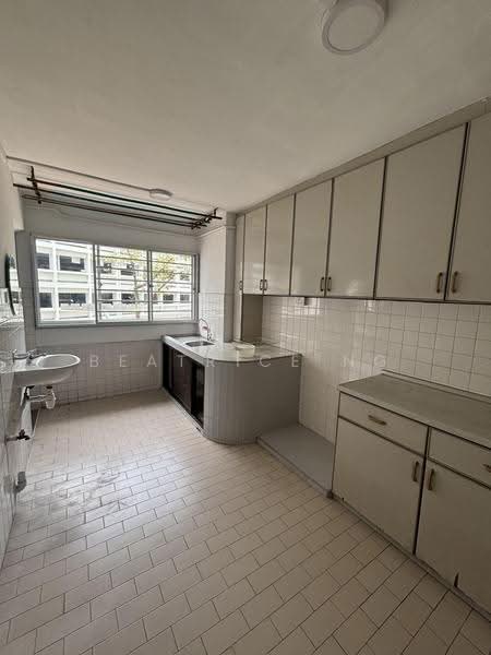 824 Woodlands Street 81, 824 Woodlands Street 81, Admiralty / Woodlands, 3 Bedrooms, 904 sqft, HDB Flat For Sale, by Beatrice Ng, 500261884 - Kitchen - PropertyGuru.com.sg