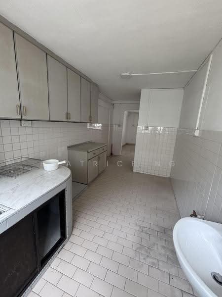 824 Woodlands Street 81, 824 Woodlands Street 81, Admiralty / Woodlands, 3 Bedrooms, 904 sqft, HDB Flat For Sale, by Beatrice Ng, 500261884 - Kitchen - PropertyGuru.com.sg