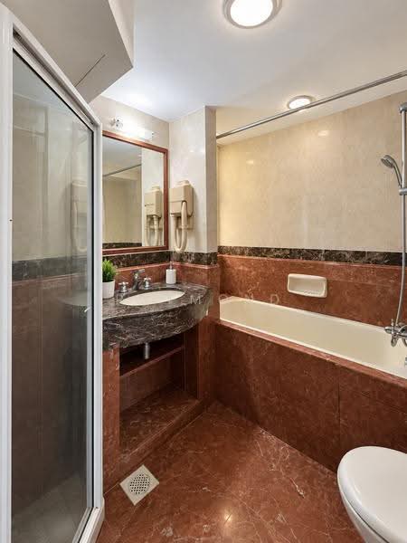 Westcove Condo, 16 West Coast Crescent, Buona Vista / West Coast / Clementi New Town, 3 Bedrooms, 1,206 sqft, Condominium For Rent, by Raymond Tung, 500261887 - Master Bathroom - PropertyGuru.com.sg