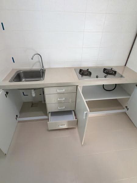 51 Commonwealth Drive, 51 Commonwealth Drive, Alexandra / Commonwealth, 1 Bedroom, 506 sqft, HDB Flat For Sale, by Joseph Chin, 500261889 - Kitchen - PropertyGuru.com.sg