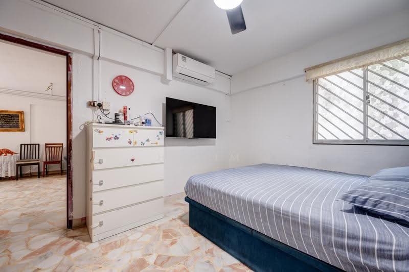 146 Bukit Batok West Avenue 6, 146 Bukit Batok West Avenue 6, Dairy Farm / Bukit Panjang / Choa Chu Kang, 3 Bedrooms, 1,001 sqft, HDB Flat For Sale, by Hakim Halim, 500261898 - Bedroom - PropertyGuru.com.sg