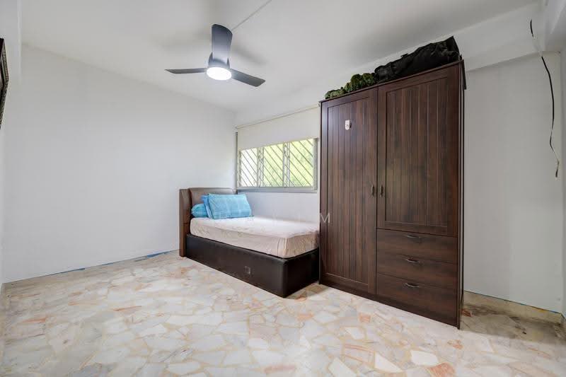 146 Bukit Batok West Avenue 6, 146 Bukit Batok West Avenue 6, Dairy Farm / Bukit Panjang / Choa Chu Kang, 3 Bedrooms, 1,001 sqft, HDB Flat For Sale, by Hakim Halim, 500261898 - Bedroom - PropertyGuru.com.sg