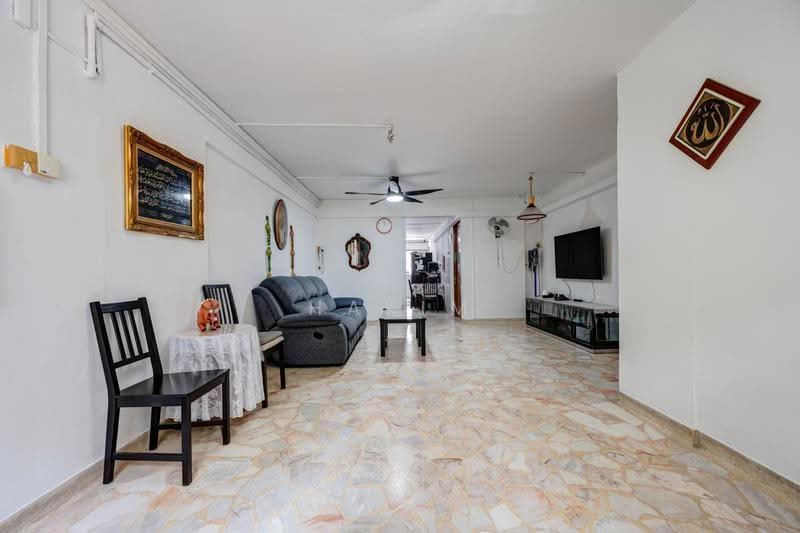 146 Bukit Batok West Avenue 6, 146 Bukit Batok West Avenue 6, Dairy Farm / Bukit Panjang / Choa Chu Kang, 3 Bedrooms, 1,001 sqft, HDB Flat For Sale, by Hakim Halim, 500261898 - Living Room - PropertyGuru.com.sg