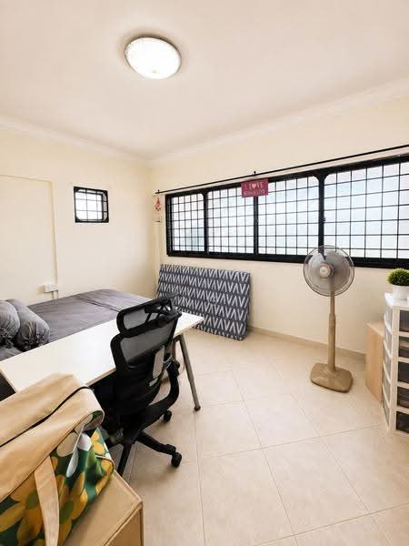 408 Jurong West Street 42, 408 Jurong West Street 42, Boon Lay / Jurong / Tuas, 3 Bedrooms, 1,561 sqft, HDB Flat For Sale, by Ng Jun Wei, 500261914 - Bedroom - PropertyGuru.com.sg