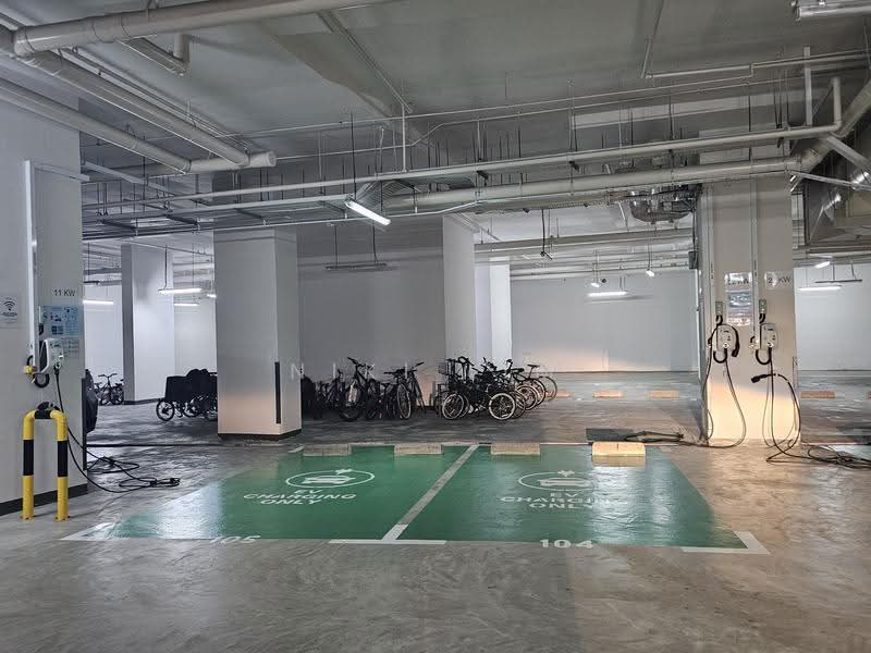 Jardin, 966 Dunearn Road, Clementi Park / Upper Bukit Timah, 2 Bedrooms, 1,098 sqft, Condominium For Sale, by Niki Lim You En, 500261931 - Car Park - PropertyGuru.com.sg