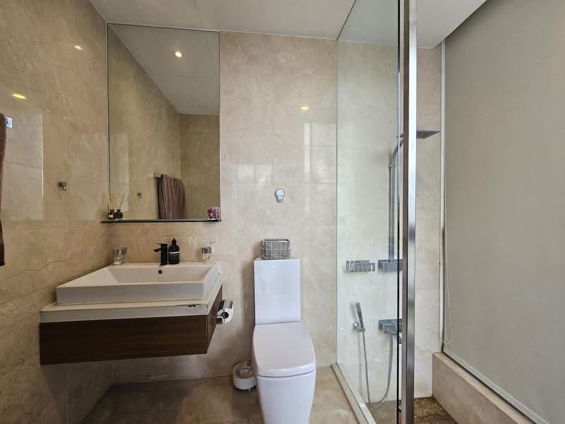 Jardin, 966 Dunearn Road, Clementi Park / Upper Bukit Timah, 2 Bedrooms, 1,098 sqft, Condominium For Sale, by Niki Lim You En, 500261931 - Master Bathroom - PropertyGuru.com.sg