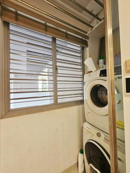 Jardin, 966 Dunearn Road, Clementi Park / Upper Bukit Timah, 2 Bedrooms, 1,098 sqft, Condominium For Sale, by Niki Lim You En, 500261931 - Laundry Yard - PropertyGuru.com.sg