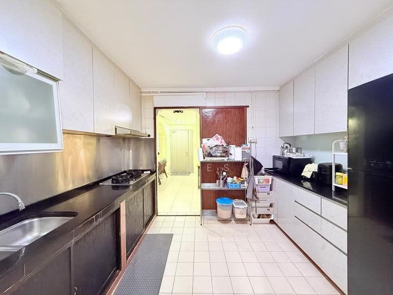 926 Hougang Street 91, 926 Hougang Street 91, Hougang / Punggol / Sengkang, 3 Bedrooms, 1,087 sqft, HDB Flat For Sale, by James Yeo, 500261934 - Kitchen - PropertyGuru.com.sg