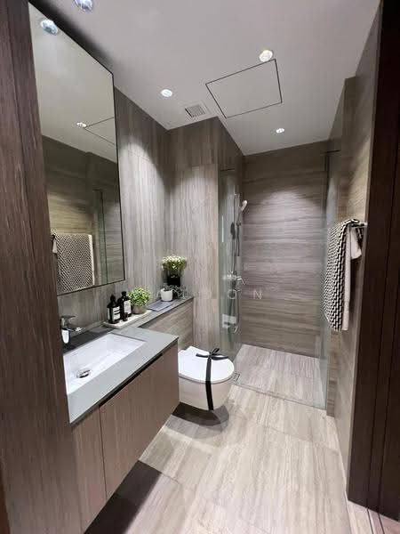 Sora, 73/74/76/78 Yuan Ching Road, Boon Lay / Jurong / Tuas, 2 Bedrooms, 732 sqft, Condominium For Sale, by Watson Poh, 500261935 - Bathroom - PropertyGuru.com.sg