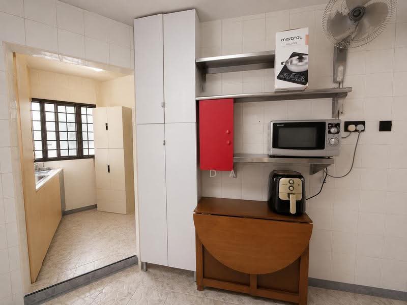 462 Choa Chu Kang Avenue 4, 462 Choa Chu Kang Avenue 4, Dairy Farm / Bukit Panjang / Choa Chu Kang, 3 Bedrooms, 1,109 sqft, HDB Flat For Sale, by Linda Sim, 500261946 - Kitchen - PropertyGuru.com.sg