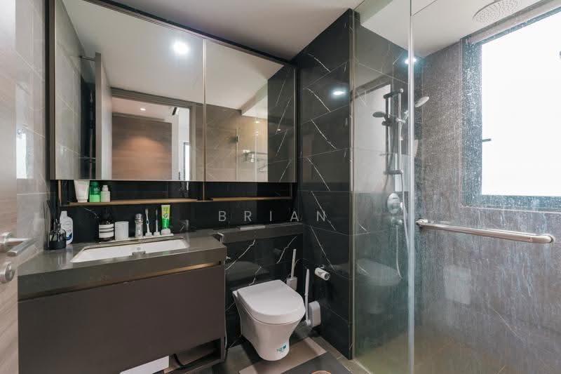 The Florence Residences, 99 Hougang Avenue 2, Hougang / Punggol / Sengkang, 2 Bedrooms, 721 sqft, Condominium For Sale, by Brian Chua, 500261959 - Bathroom - PropertyGuru.com.sg