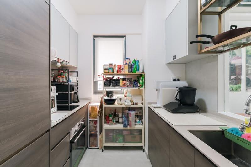The Florence Residences, 99 Hougang Avenue 2, Hougang / Punggol / Sengkang, 2 Bedrooms, 721 sqft, Condominium For Sale, by Brian Chua, 500261959 - Kitchen - PropertyGuru.com.sg